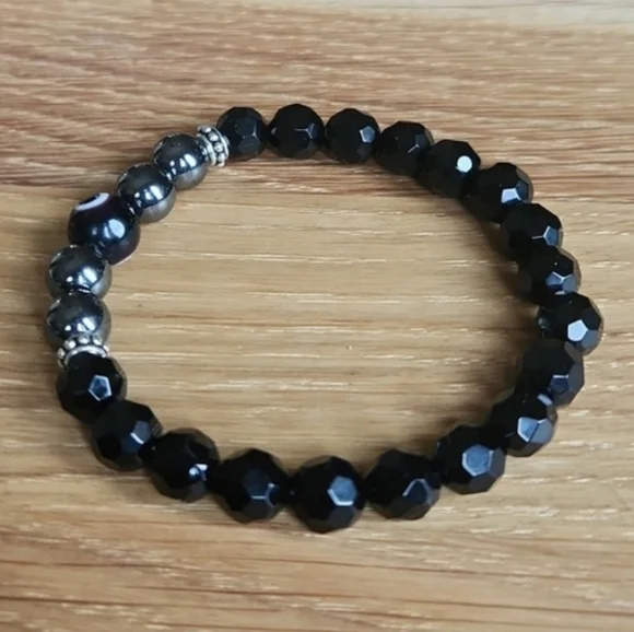 SOLD Black Onyx, Hematite & Black Evil Eye Beads Bracelet - Picture 4 of 11